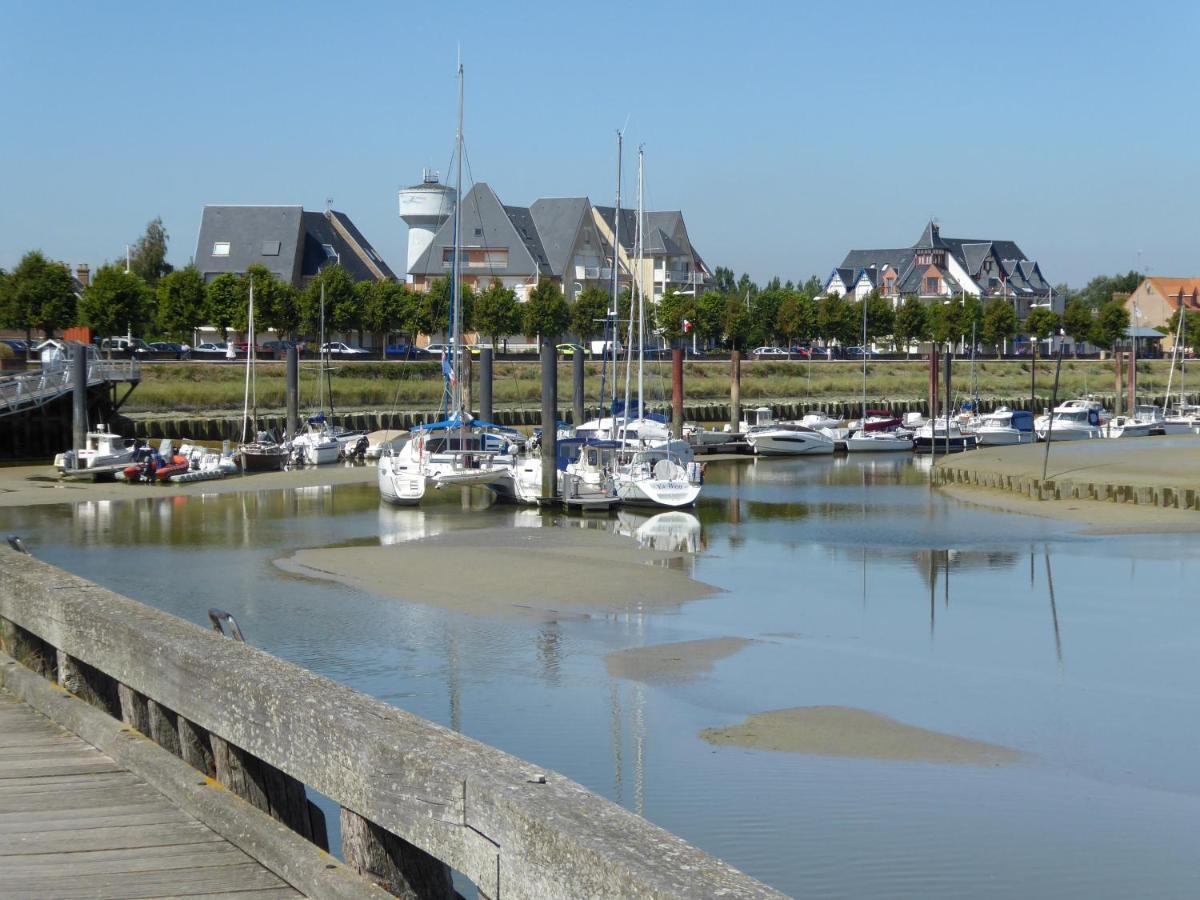 Chambres D'Hotes Les 4 Vents Yzengremer Exteriör bild